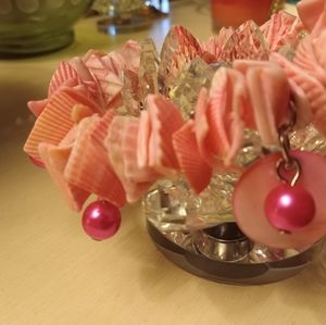 Pink shell bracelet Barbie style
